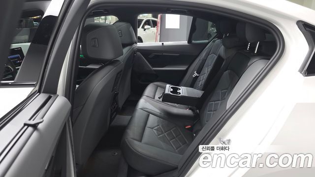 BMW 5-Series 530e xDrive M Sport