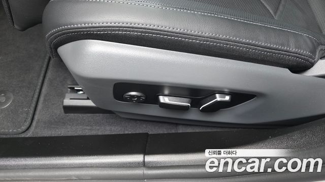 BMW 5-Series 530e xDrive M Sport