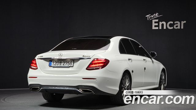 Mercedes-Benz E-Class E350 4MATIC AMG Line