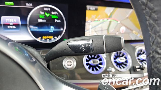 Mercedes-Benz E-Class E350 4MATIC AMG Line