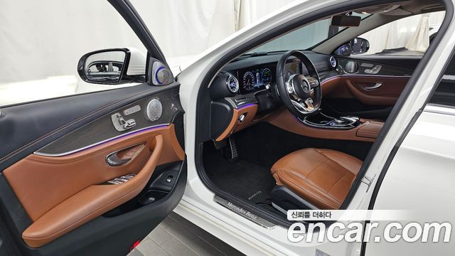 Mercedes-Benz E-Class E350 4MATIC AMG Line