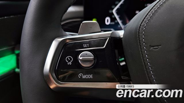 BMW 7-Series 740i xDrive M Sport