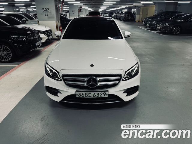 Mercedes-Benz E-Class E300 4MATIC AMG Line