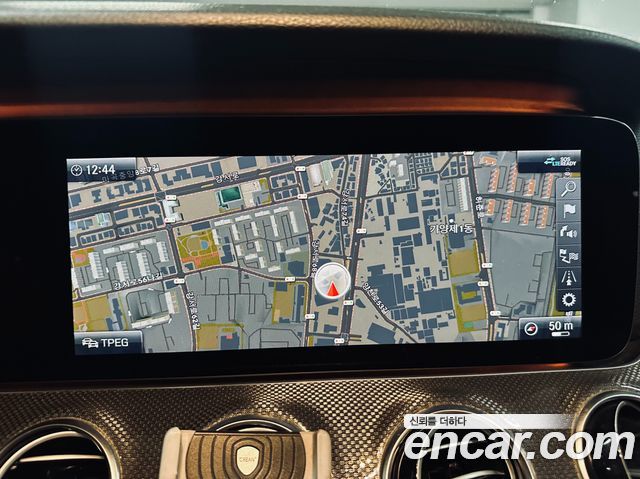 Mercedes-Benz E-Class E300 4MATIC AMG Line