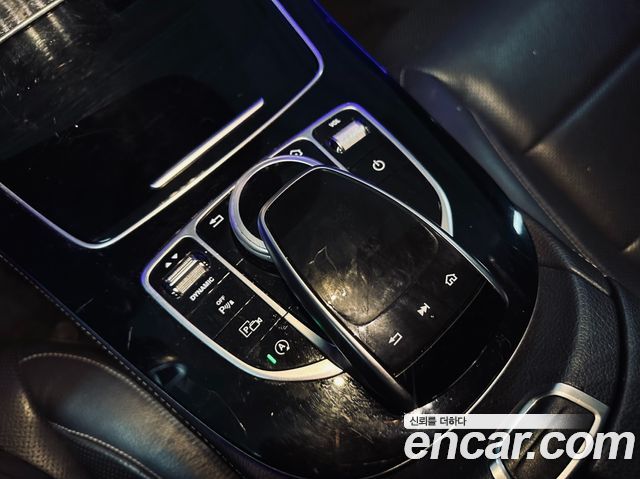 Mercedes-Benz E-Class E300 4MATIC AMG Line