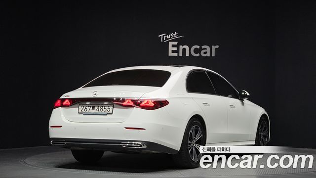 Mercedes-Benz E-Class E200 Avantgarde