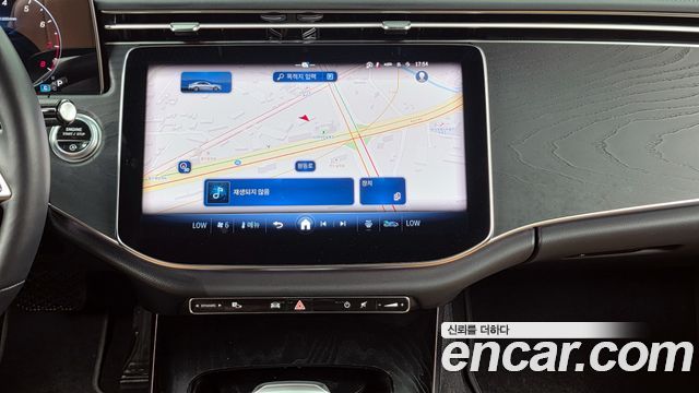 Mercedes-Benz E-Class E200 Avantgarde