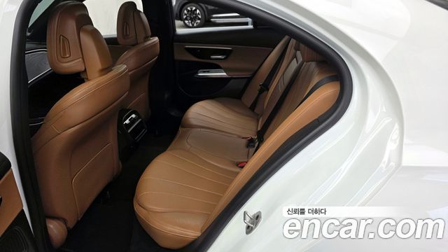 Mercedes-Benz E-Class E200 Avantgarde