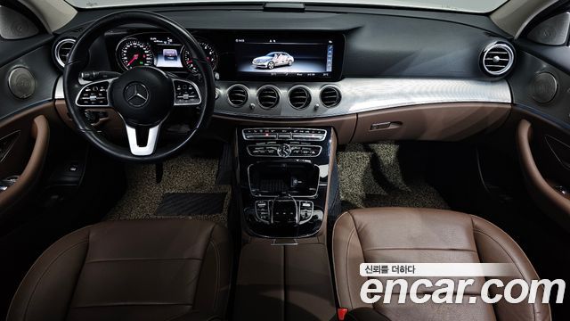 Mercedes-Benz E-Class E300 Avantgarde