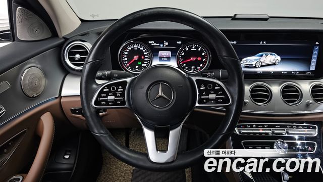 Mercedes-Benz E-Class E300 Avantgarde