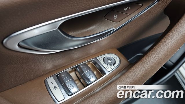 Mercedes-Benz E-Class E300 Avantgarde