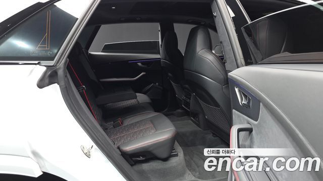Audi RSQ8 4.0 TFSI Quattro Performance