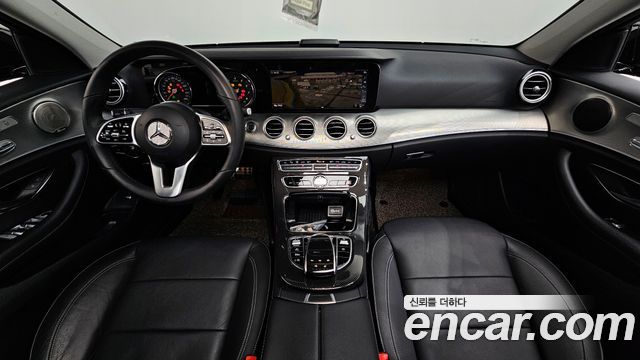 Mercedes-Benz E-Class E300 Avantgarde
