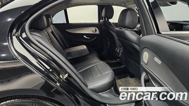 Mercedes-Benz E-Class E300 Avantgarde