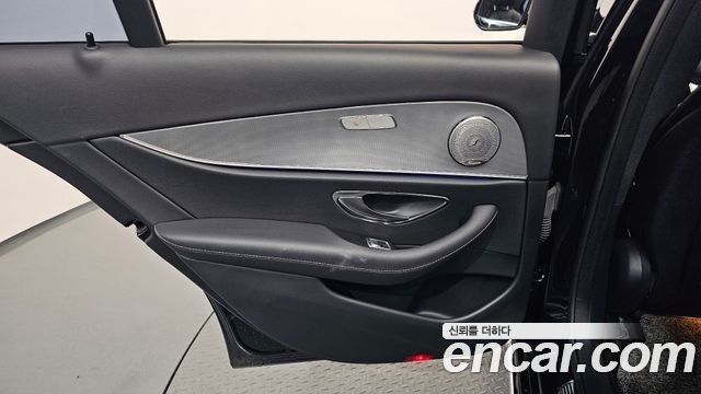 Mercedes-Benz E-Class E300 Avantgarde