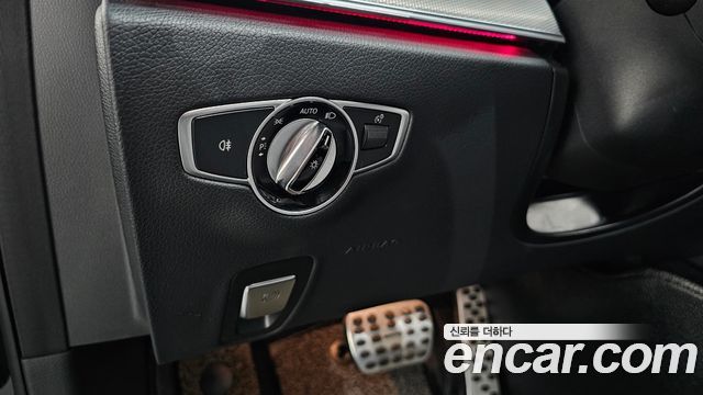 Mercedes-Benz E-Class E300 Avantgarde