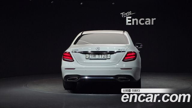 Mercedes-Benz E-Class E300 AMG Line
