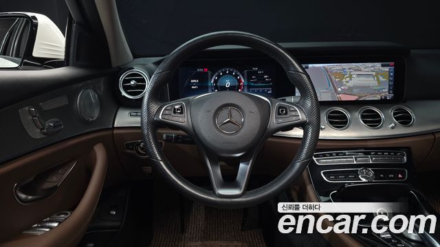 Mercedes-Benz E-Class E300 AMG Line