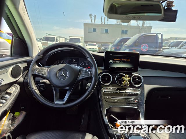 Mercedes-Benz GLC-Class GLC220 d 4MATIC