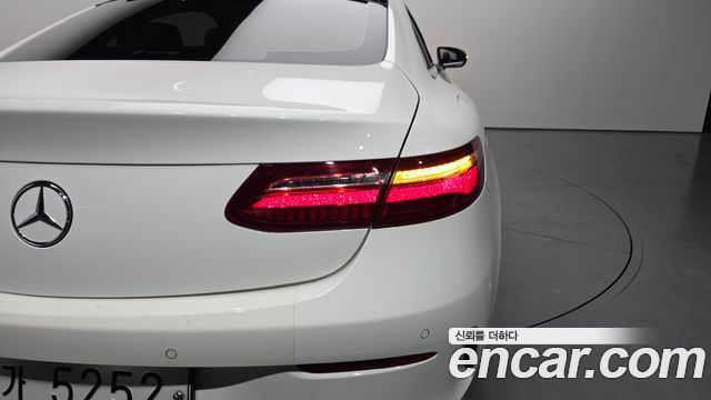 Mercedes-Benz E-Class E220d Coupe