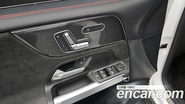 Mercedes-Benz GLB-Class GLB250 4MATIC
