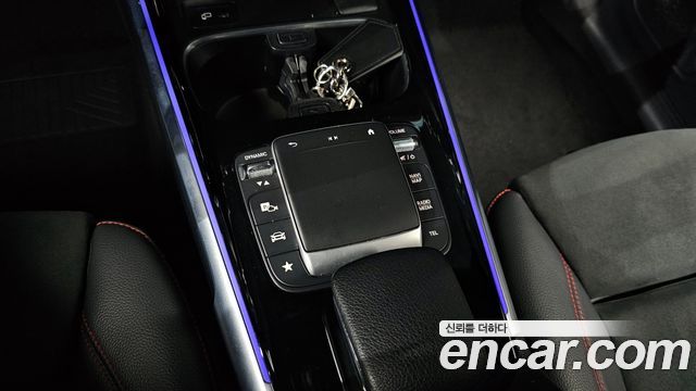 Mercedes-Benz GLB-Class GLB250 4MATIC