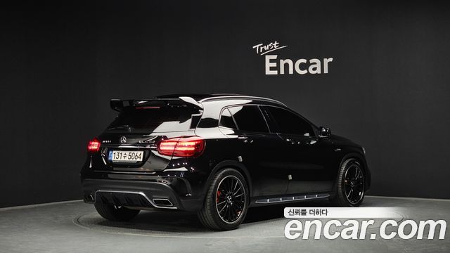 Mercedes-Benz GLA-Class GLA45 AMG 4MATIC