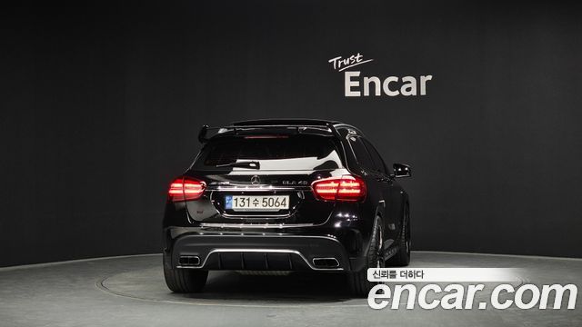 Mercedes-Benz GLA-Class GLA45 AMG 4MATIC