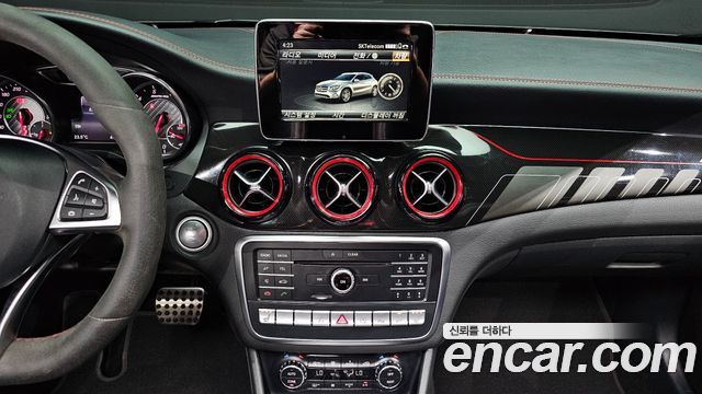 Mercedes-Benz GLA-Class GLA45 AMG 4MATIC