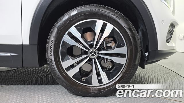 Mercedes-Benz GLB-Class GLB200 d