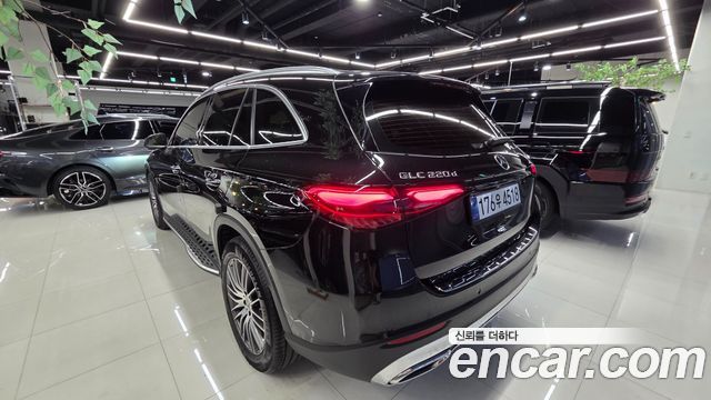 Mercedes-Benz GLC-Class GLC220 d 4MATIC