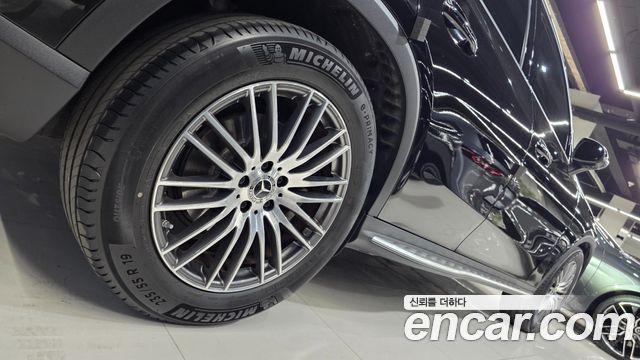 Mercedes-Benz GLC-Class GLC220 d 4MATIC