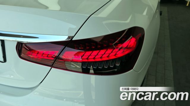 Mercedes-Benz E-Class E250 Exclusive