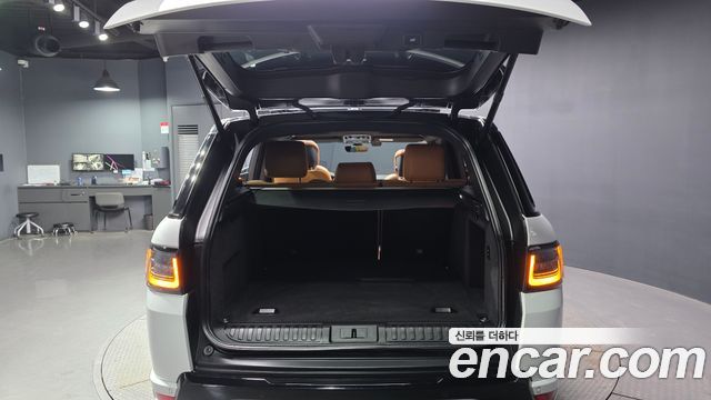 Land Rover Range Rover Sport D300 HSE Dynamic