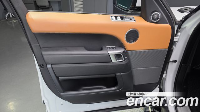 Land Rover Range Rover Sport D300 HSE Dynamic