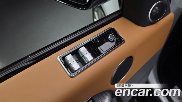 Land Rover Range Rover Sport D300 HSE Dynamic