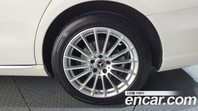 Mercedes-Benz E-Class E250 Exclusive