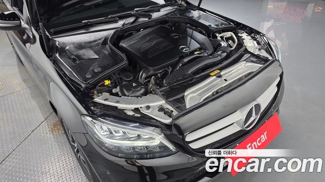 Mercedes-Benz C-Class C200
