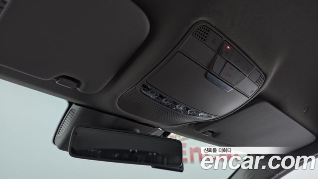 Mercedes-Benz C-Class C200