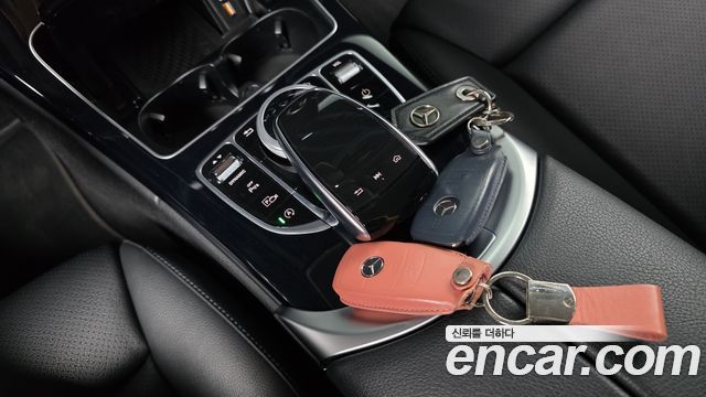 Mercedes-Benz C-Class C200
