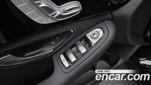 Mercedes-Benz C-Class C200