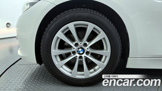 BMW 3-Series 320d
