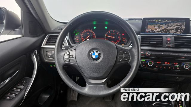 BMW 3-Series 320d