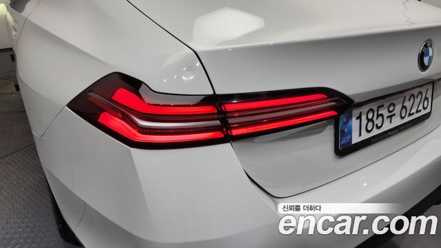 BMW 5-Series 520i M Sport