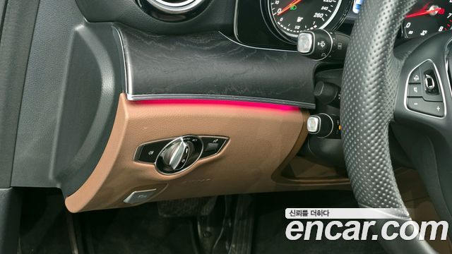 Mercedes-Benz E-Class E200 Avantgarde