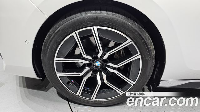 BMW 7-Series 740d xDrive M Sport