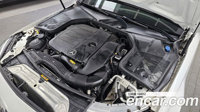 Mercedes-Benz C-Class C200 AMG Line