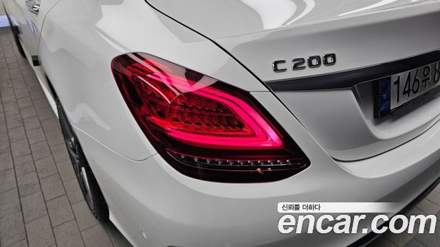 Mercedes-Benz C-Class C200 AMG Line