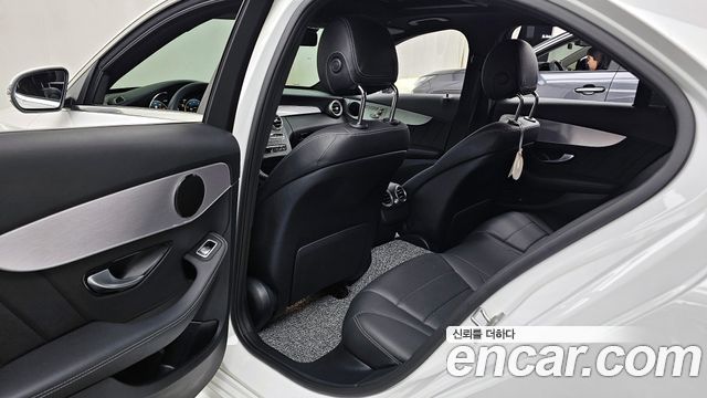 Mercedes-Benz C-Class C200 AMG Line
