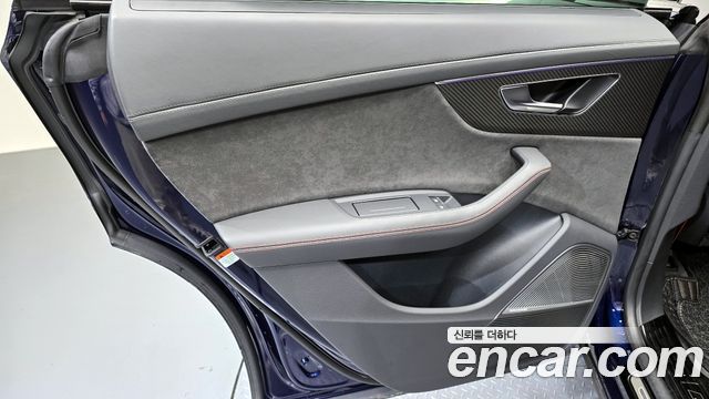 Audi RSQ8 4.0 TFSI Quattro
